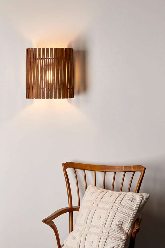 Kerf-Sconce-Walnut_2