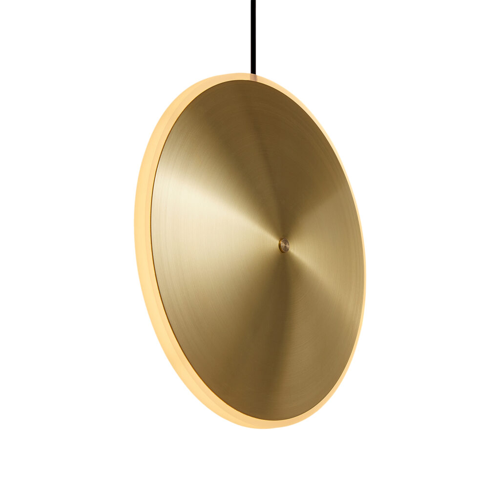product2Fgp 2852FGraypantsChronaDish10vPendantBrass 29.jpg